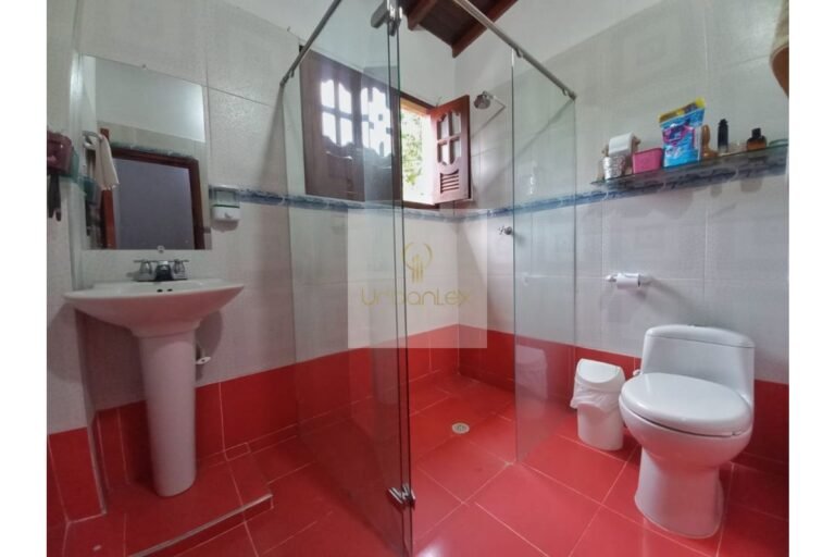 Vende casa Villeta, UrbanLex área 210m2 $700Millones