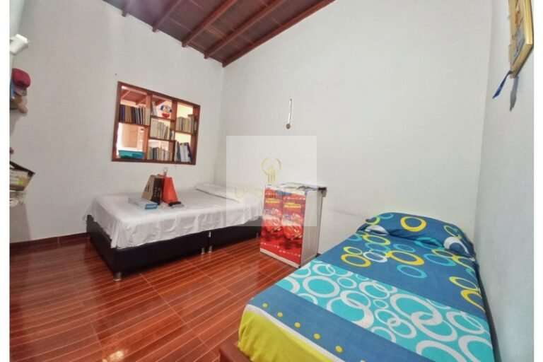 Vende casa Villeta, UrbanLex área 210m2 $700Millones