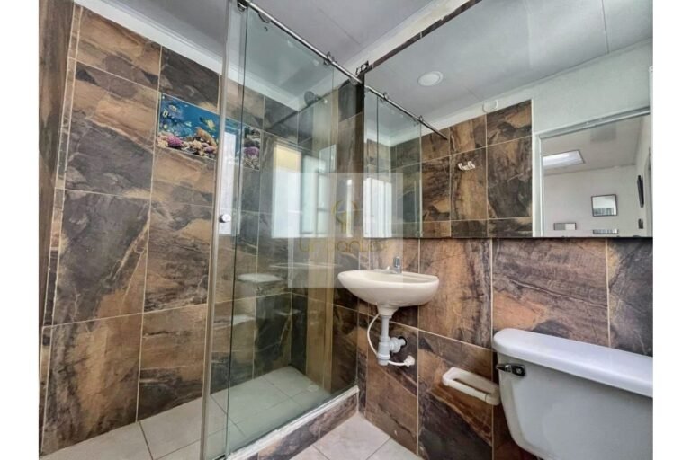 Vende casa Villeta, UrbanLex área 130m2 $420Millones