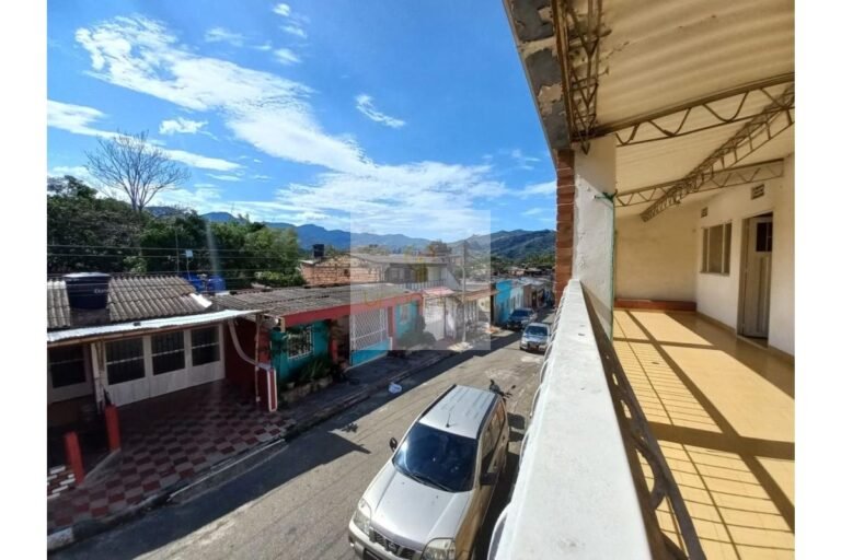 Vende casa lote Villeta, Urbanlex área 340M2 $800Millones
