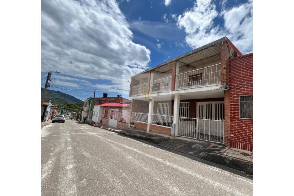 Vende casa lote Villeta, Urbanlex área 340M2 $800Millones