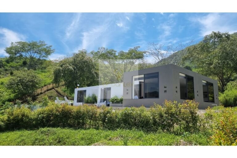 Vende lote Villeta, UrbanLex área 1.700m2 $320Millones