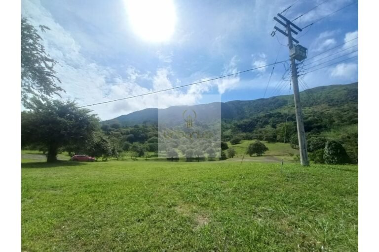 Vende lote Villeta, UrbanLex área 1.700m2 $320Millones