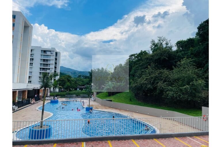 Vende apartamento obra gris Villeta, Urbanlex área 55m2 $240Millones