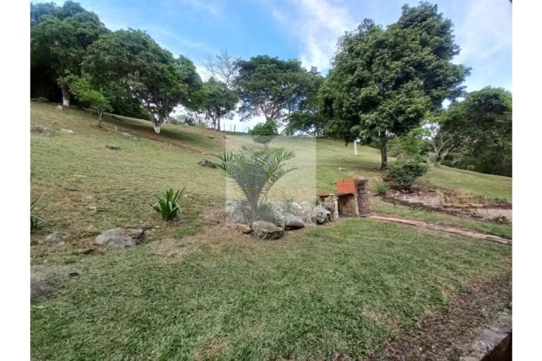 Vende finca Cune, UrbanLex área 32.000m2 $1.200Millones