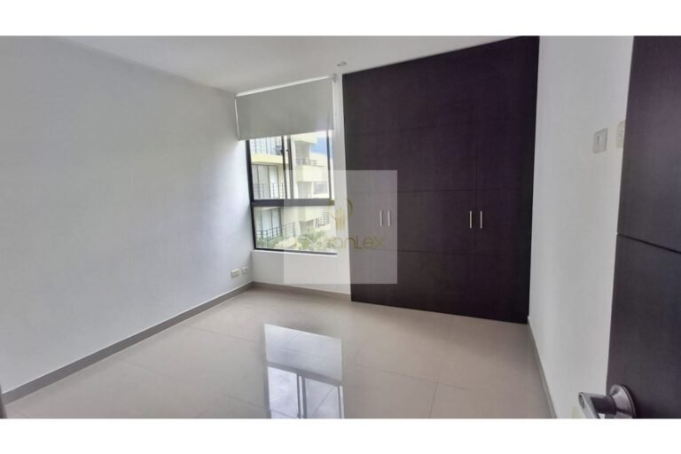 Vende apartamento Villeta, UrbanLex área 62m2 $290Millones