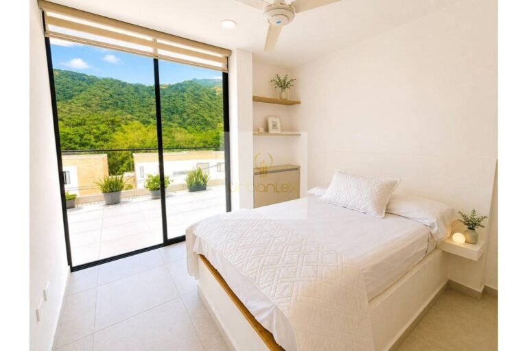 Vende apartamento en condominio Villeta, UrbanLex área 142m2 $950 millones