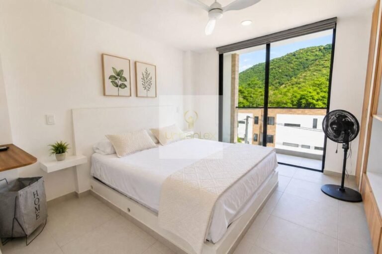 Vende apartamento en condominio Villeta, UrbanLex área 142m2 $950 millones