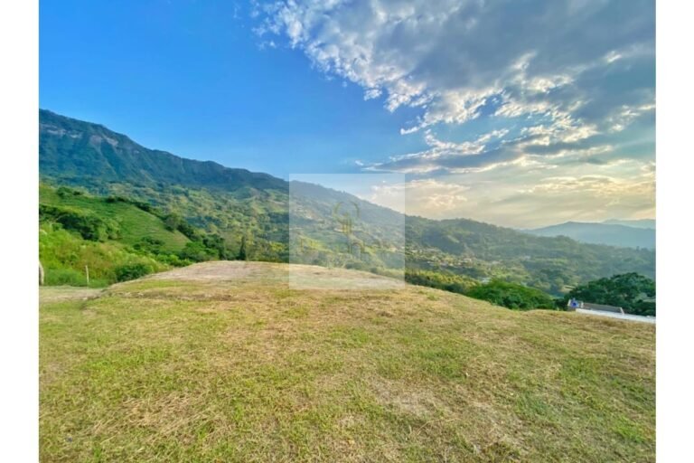 Vende lote de terreno Villeta, Urbanlex, área 8.000M2 $520Millones