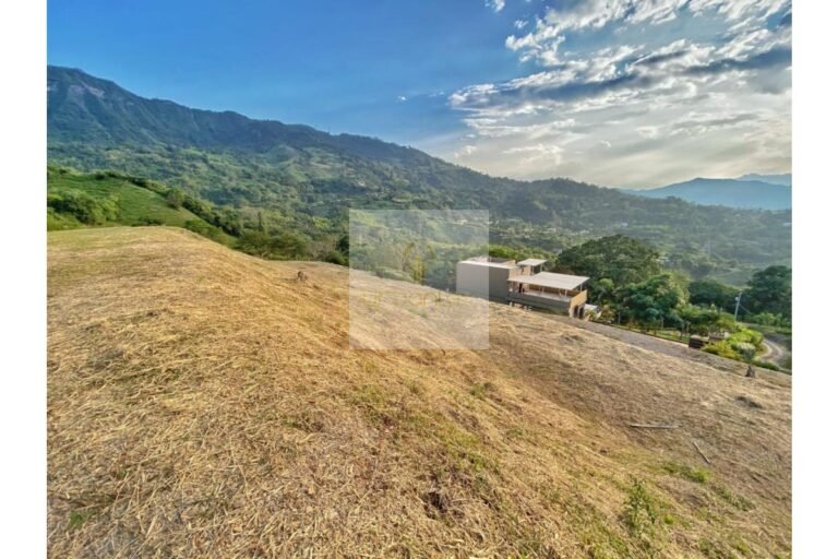 Vende lote de terreno Villeta, Urbanlex, área 8.000M2 $520Millones