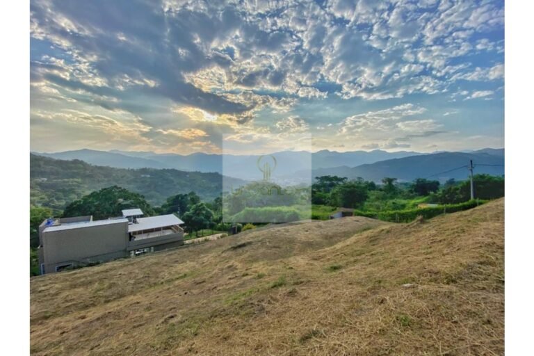 Vende lote de terreno Villeta, Urbanlex, área 8.000M2 $520Millones