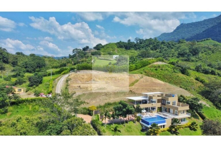 Vende lote de terreno Villeta, Urbanlex, área 8.000M2 $520Millones