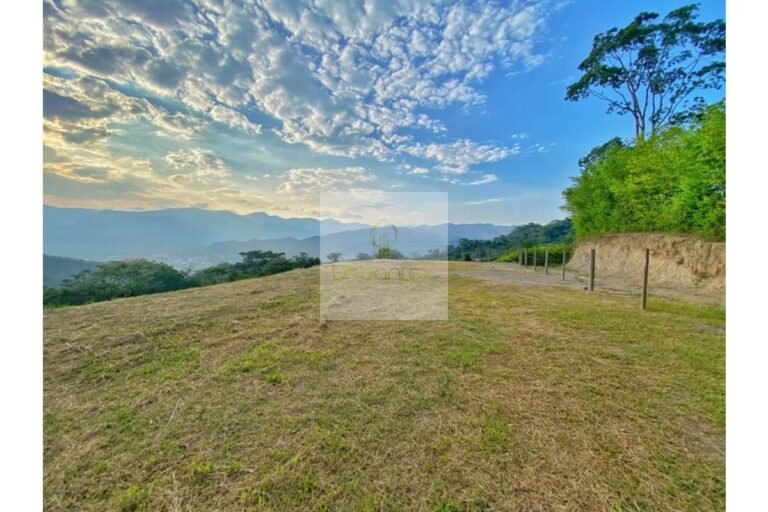 Vende lote de terreno Villeta, Urbanlex, área 8.000M2 $520Millones
