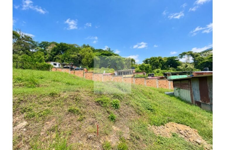 Vende Lote conjunto residencial Villeta, Urbanlex área 119M2 $160 Millones