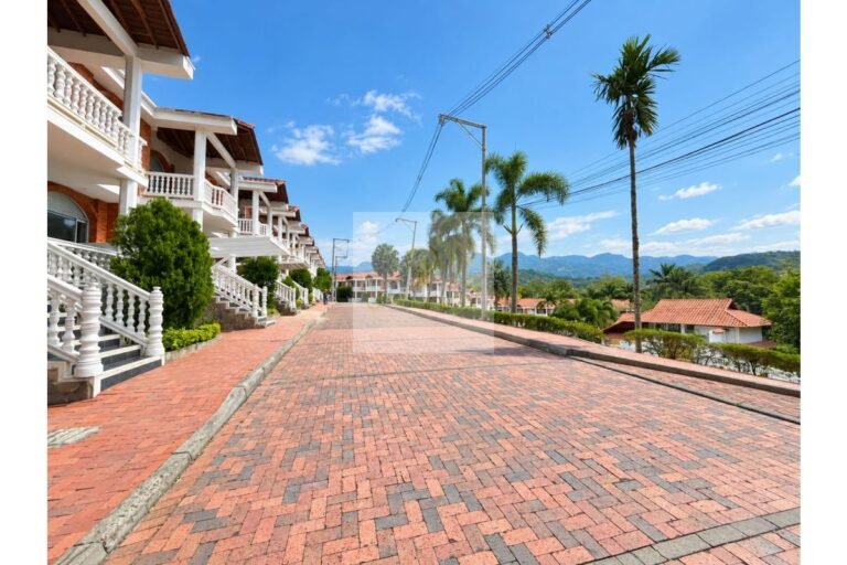 Vende Lote conjunto residencial Villeta, Urbanlex área 119M2 $160 Millones