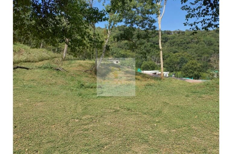 Vende lote condominio Villeta, UrbanLex área 2.600m2 $526millones