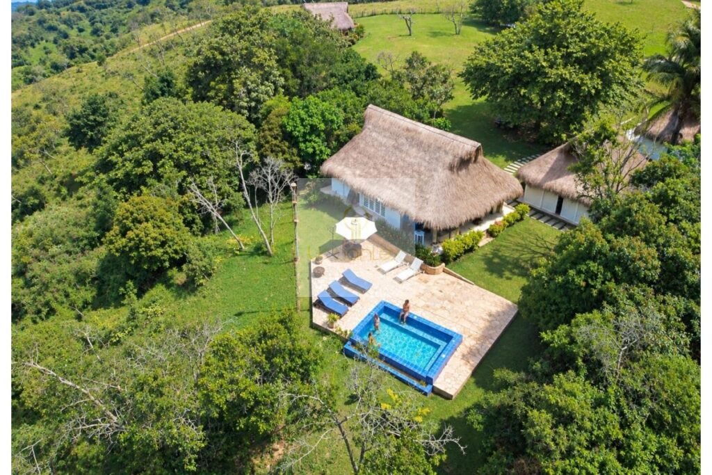 Vende Finca campestre Villeta, UrbanLex área 10.029m2 $1.400millones