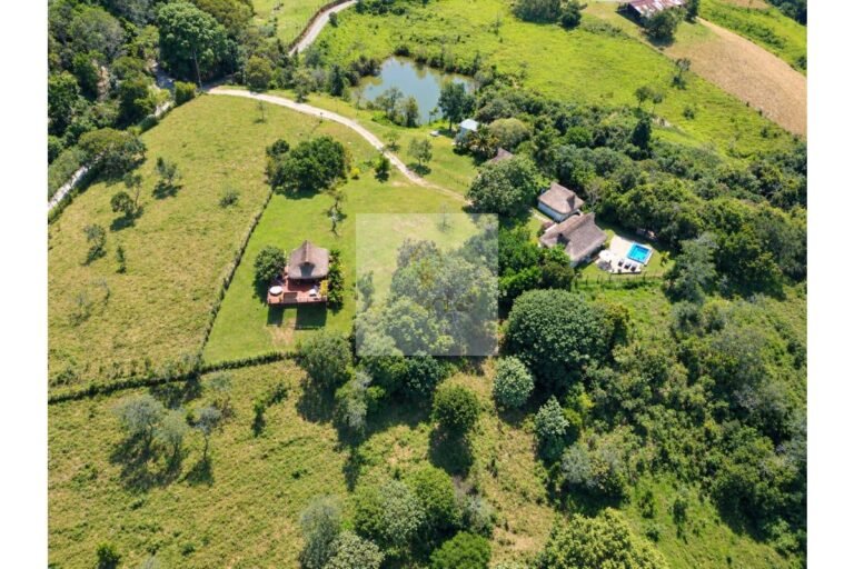 Vende Finca campestre Villeta, UrbanLex área 10.029m2 $1.400millones