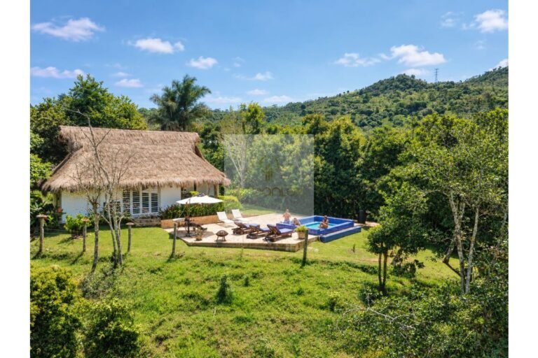 Vende Finca campestre Villeta, UrbanLex área 10.029m2 $1.400millones