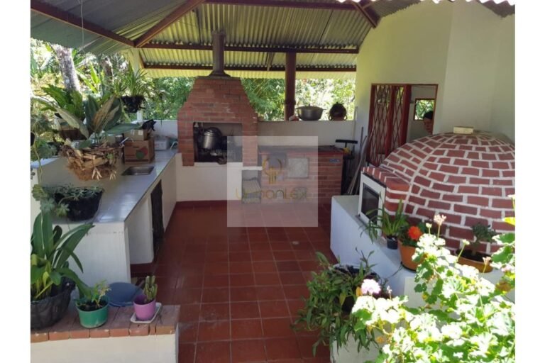 Vende Finca San Francisco, Urbanlex área 5.997 $1.800Millones