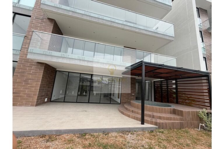 Vende Apartamento en Primavera de Payande, Urbanlex área 150M2 $1.300Millones