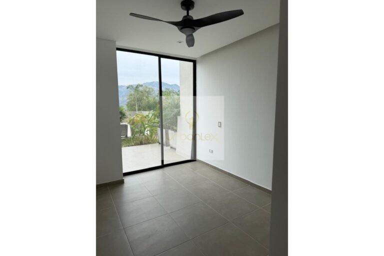 Vende Apartamento en Primaveras de Payandé, Urbanlex área 150M2 1.100Millones