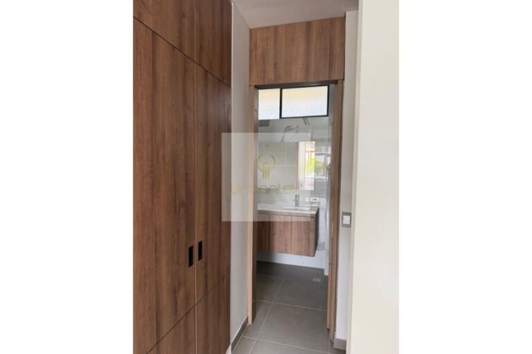 Vende Apartamento en Primaveras de Payandé, Urbanlex área 150M2 1.100Millones