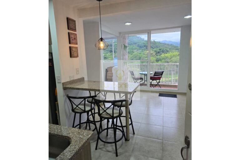 Vende apartamento Villeta, UrbanLex área 55m2 $250Millones