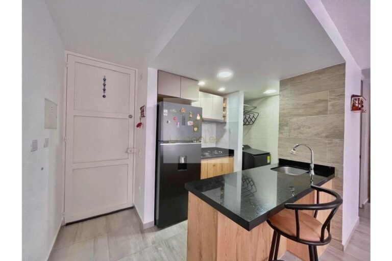 Vende apartamento Villeta, UrbanLex área 57m2 $290Millones