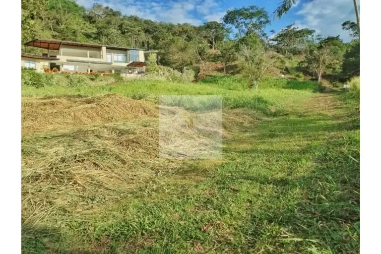 Vende lote condominio Villeta, UrbanLex área 2.176m2 $490millones