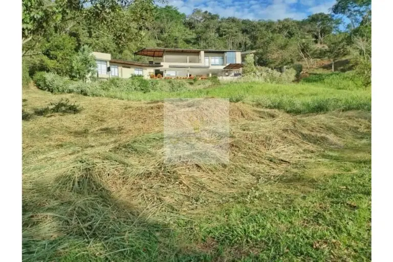 Vende lote condominio Villeta, UrbanLex área 2.176m2 $490millones